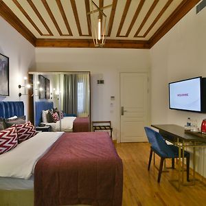 Suite executive